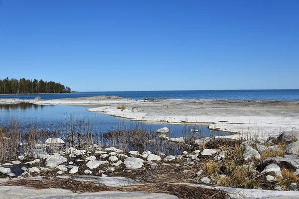 Vy över Historiska slussar på sträckan genom Östergötland